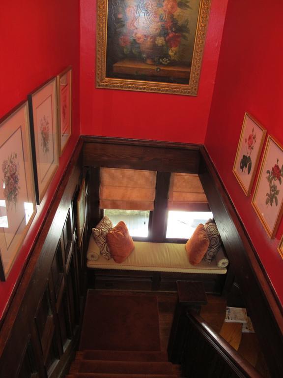 Hilltop House Bed & Breakfast Amenia Εξωτερικό φωτογραφία