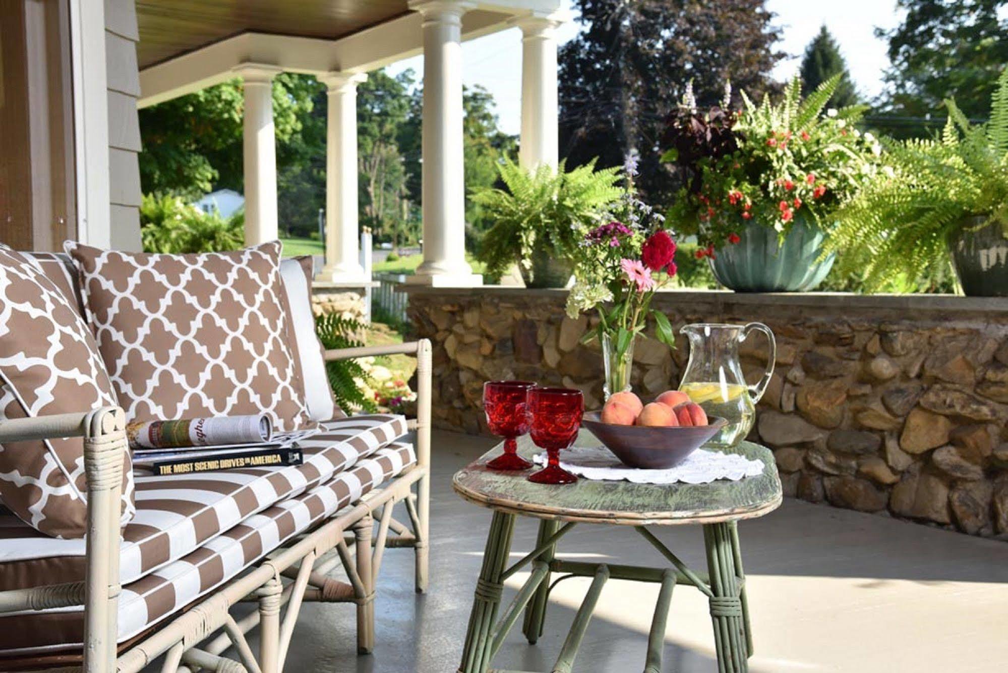 Hilltop House Bed & Breakfast Amenia Εξωτερικό φωτογραφία
