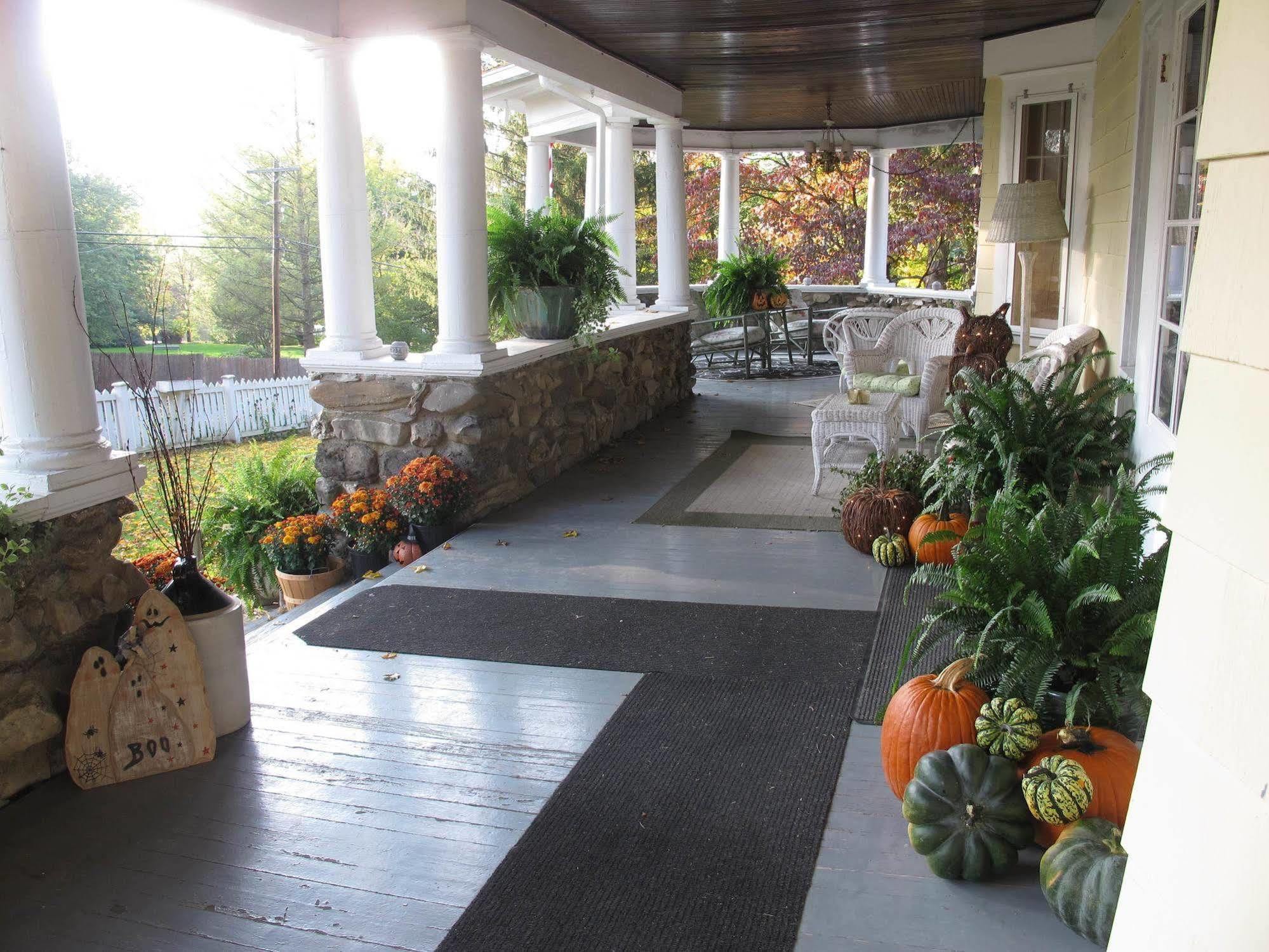 Hilltop House Bed & Breakfast Amenia Εξωτερικό φωτογραφία