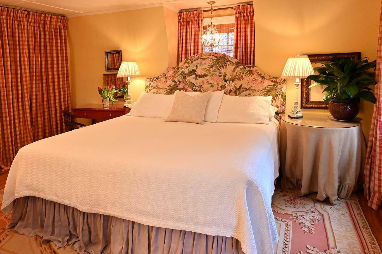 Hilltop House Bed & Breakfast Amenia Εξωτερικό φωτογραφία