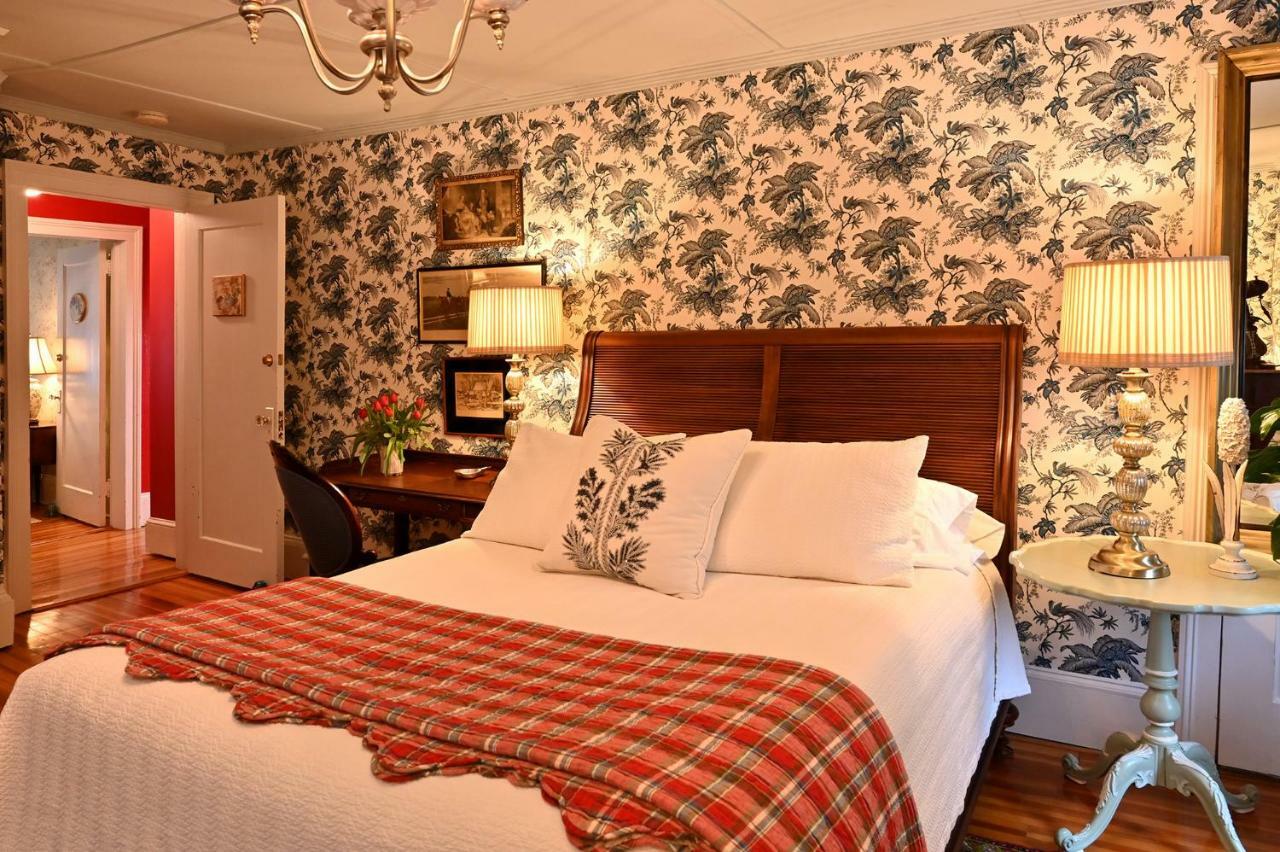 Hilltop House Bed & Breakfast Amenia Εξωτερικό φωτογραφία