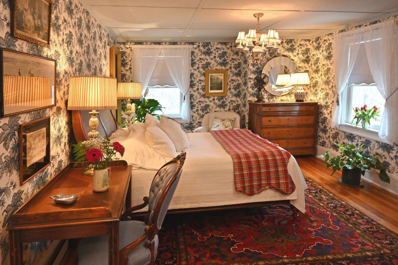 Hilltop House Bed & Breakfast Amenia Εξωτερικό φωτογραφία