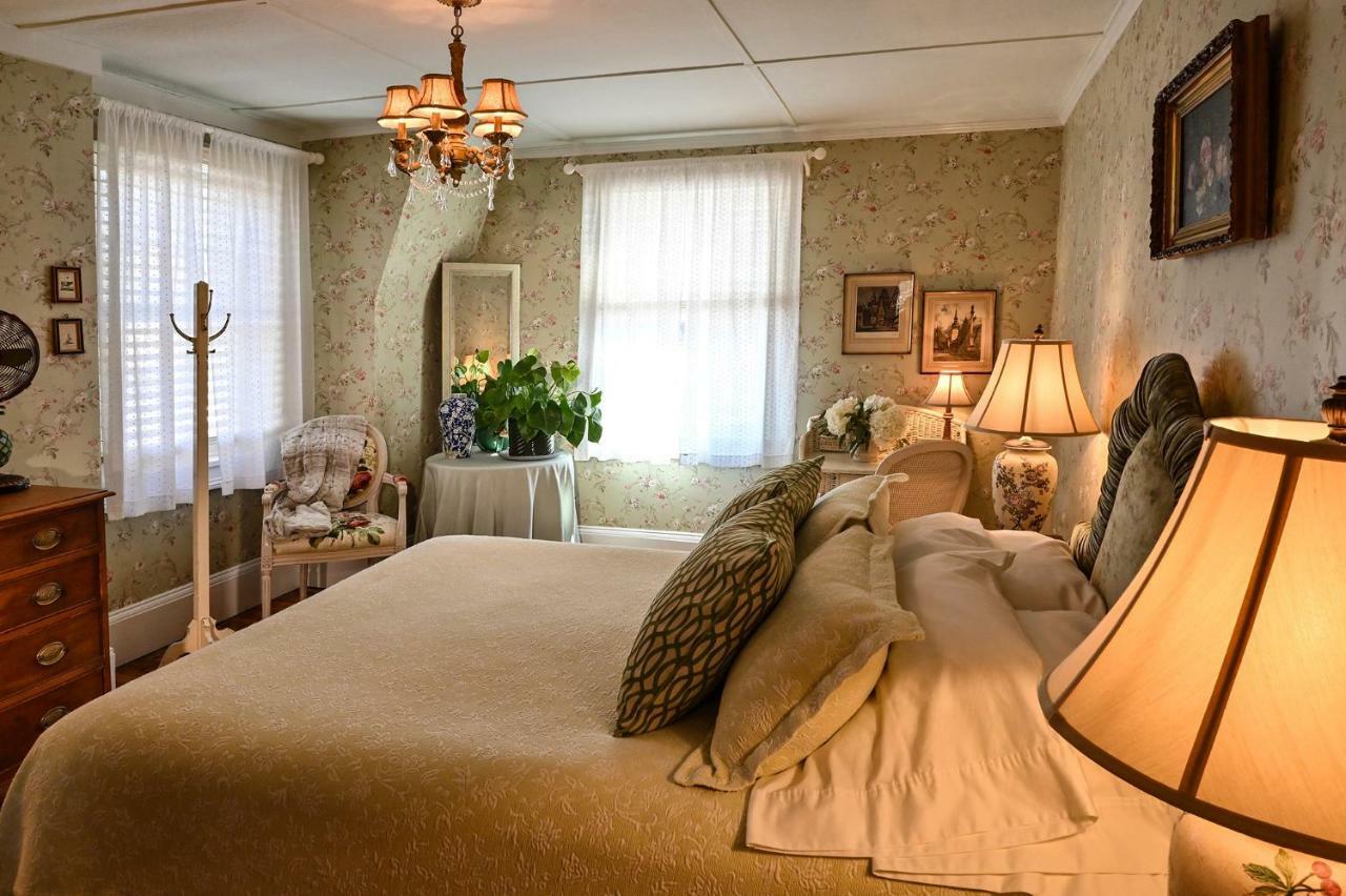 Hilltop House Bed & Breakfast Amenia Εξωτερικό φωτογραφία